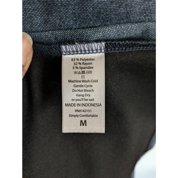 LuLaRoe Women's Medium Nicole Dress – Scoop Neck 1/2 Sleeve Denim-Like Material - Picture 6 of 8